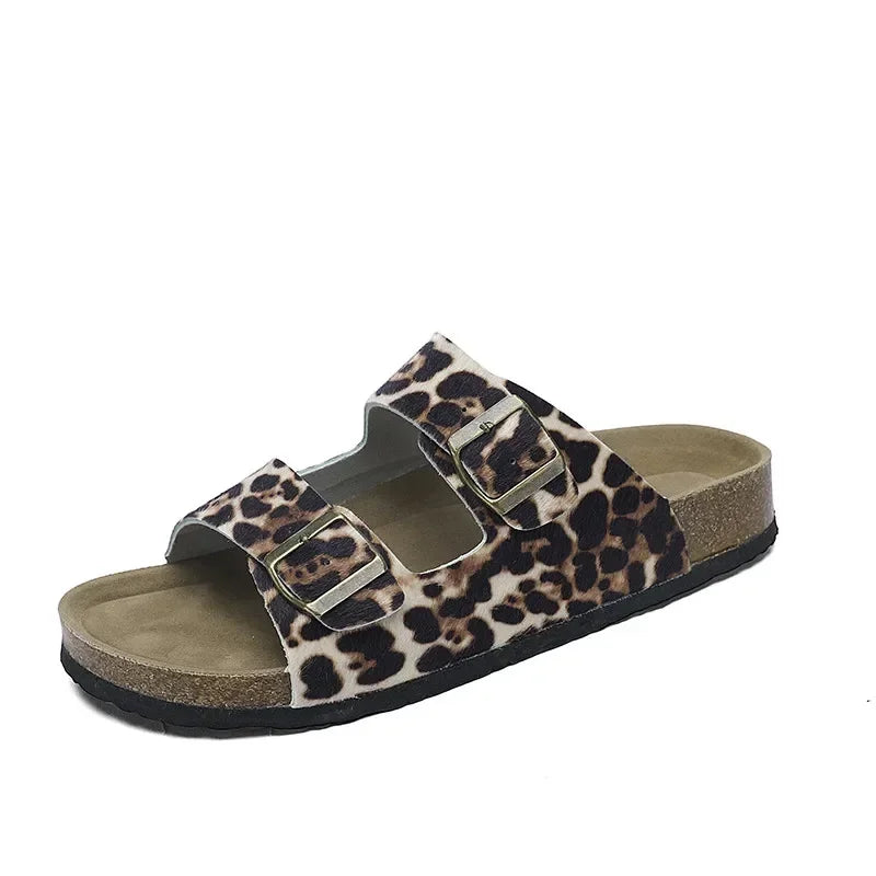 Summer Outdoor Slippers for Men Fashion Comfortable Soft Flat Sandals Men Non-slip Casual Slides Slippers Man sandalias hombre