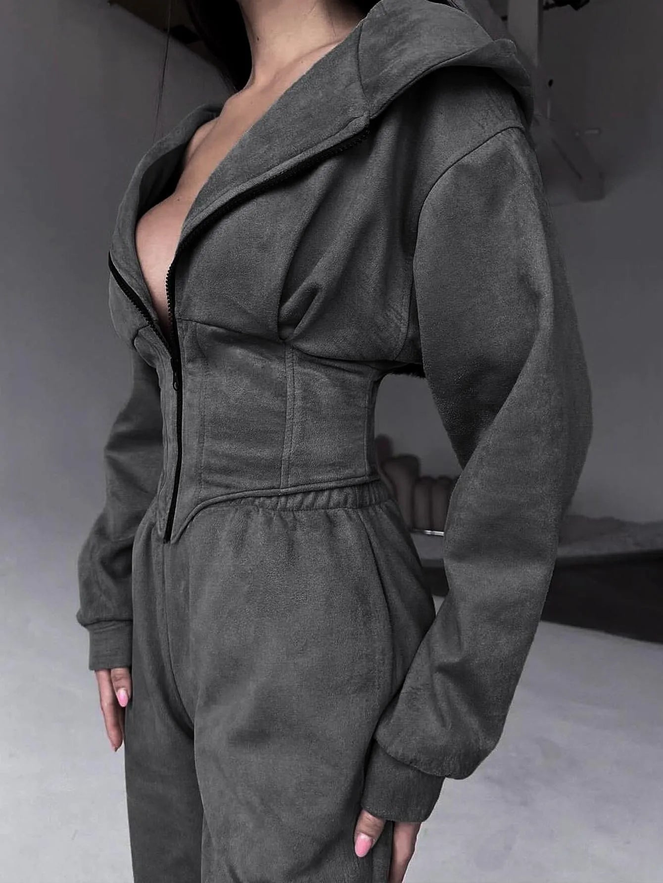 Sports leisure women's clothing hooded sweatshirt with zipper waistband Fashionable long-sleeved women's hooded sweatshirt