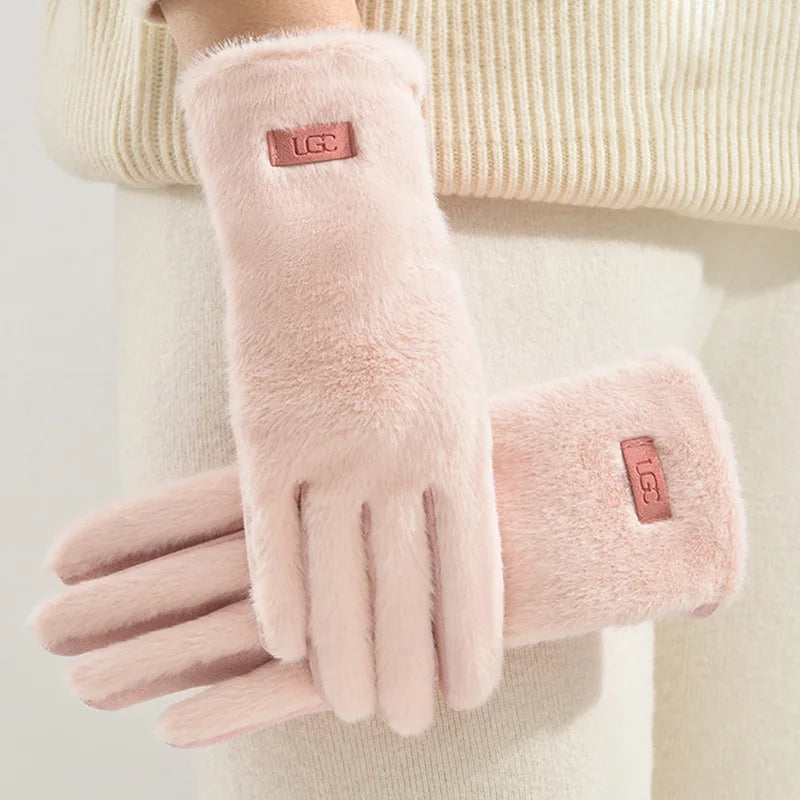 UGC Imitation Mink Velvet Hairy Gloves Women Winter Keep Warm Touch Screen Cute Lovely Sweety Not Bloated Suede Soft