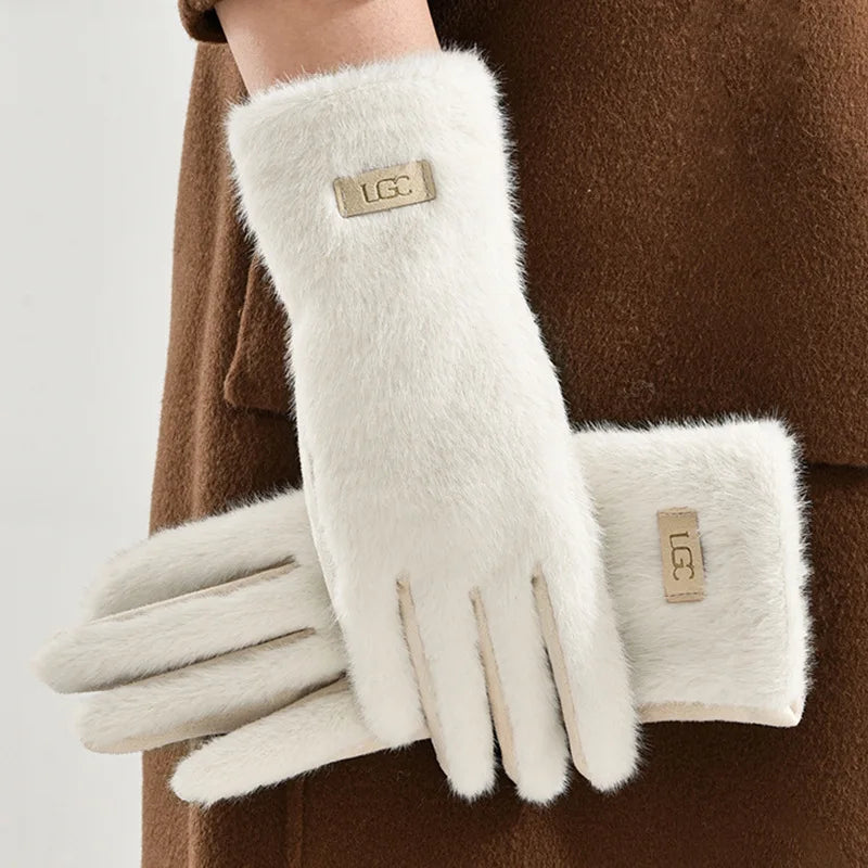 UGC Imitation Mink Velvet Hairy Gloves Women Winter Keep Warm Touch Screen Cute Lovely Sweety Not Bloated Suede Soft