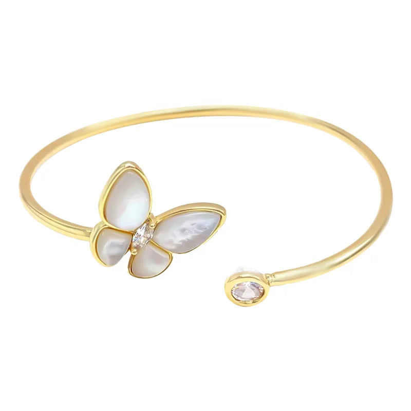 Fashionable and Highend Butterfly Opening Bracelet with Adjustable Hand Accessories
